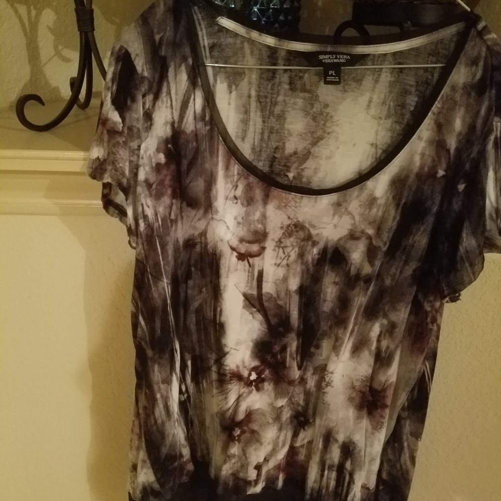 Simply Vera blouse